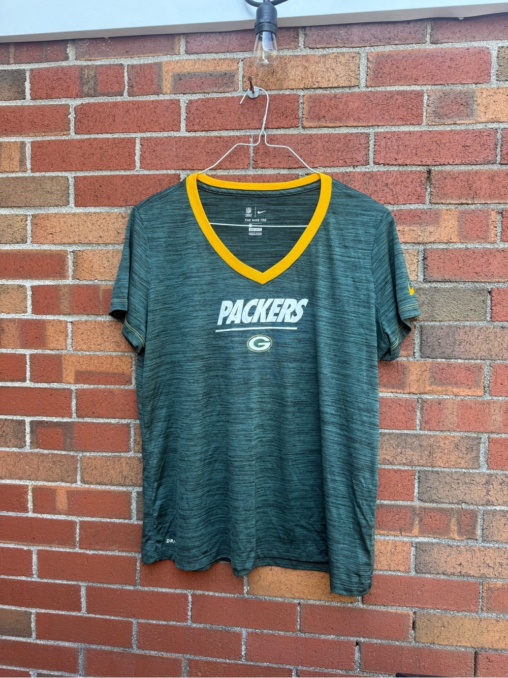Nike Green Bay Packers Dri-FIT V-Neck T-Shirt Women's XL NFL Team Apparel